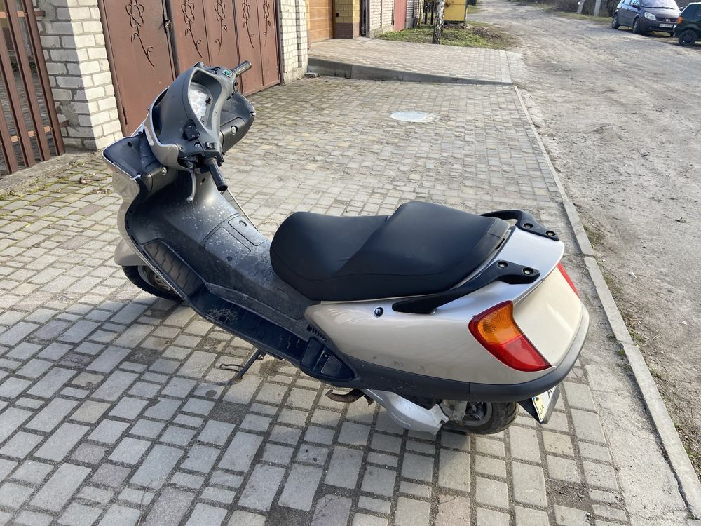 Honda Panteon 125 кубов. На доках