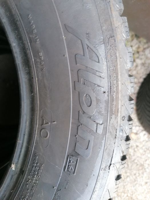 215/60/17 Michelin 2024 rok zimowe