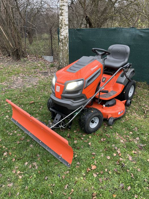 Kosiarka traktorek Husqvarna Yt46LS  21,5 koni Kawasaki