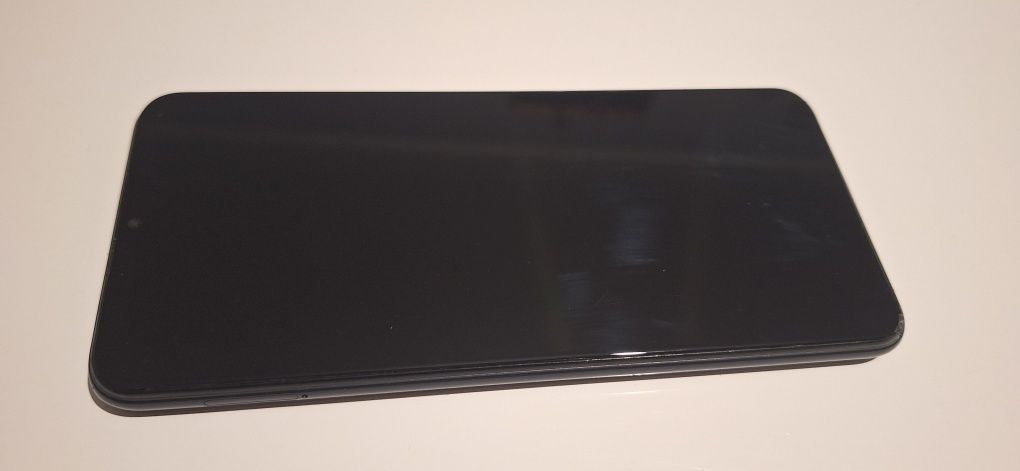 Samsung a22 5g krótko używany