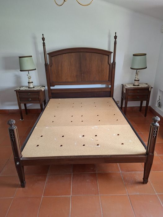 Cama clássica D.Maria