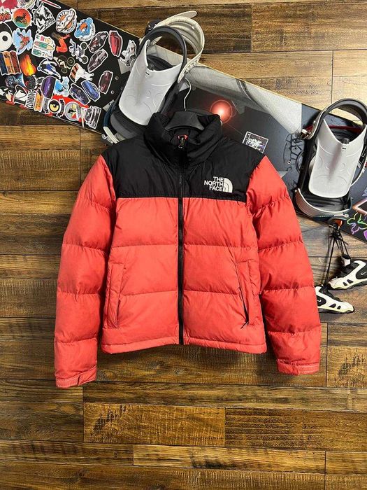 Жіноча зимова Куртка Пуховик The North Face Nuptse 700
