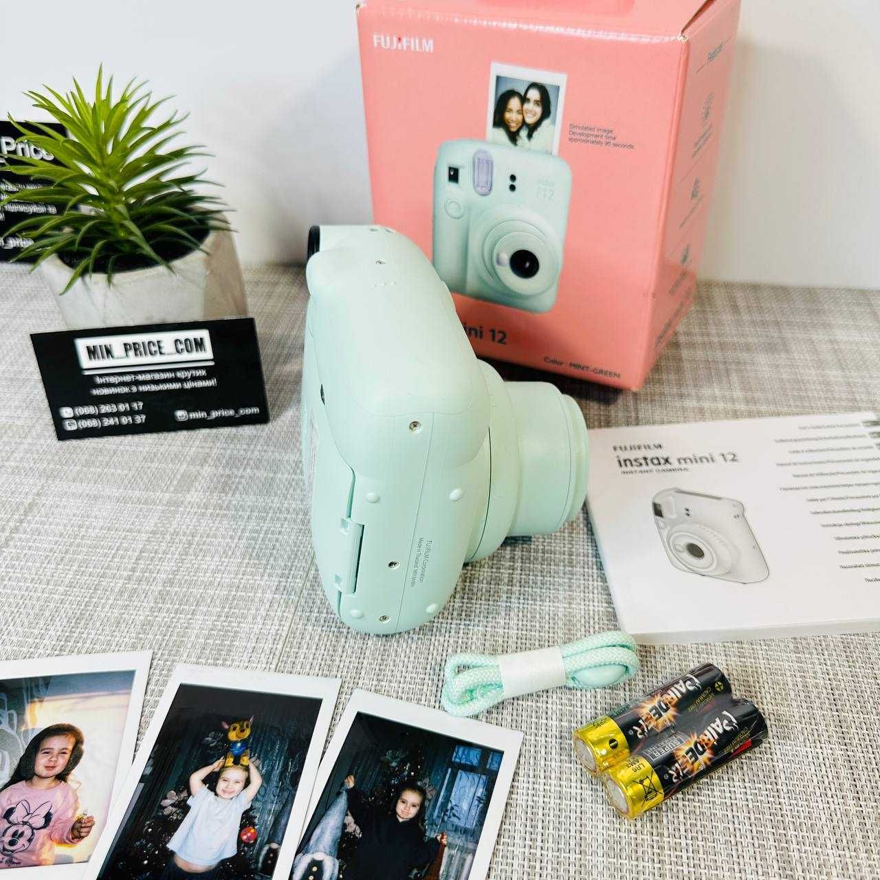 Фотокамера миттєвого друку Fujifilm Instax mini 12 Mint-Green