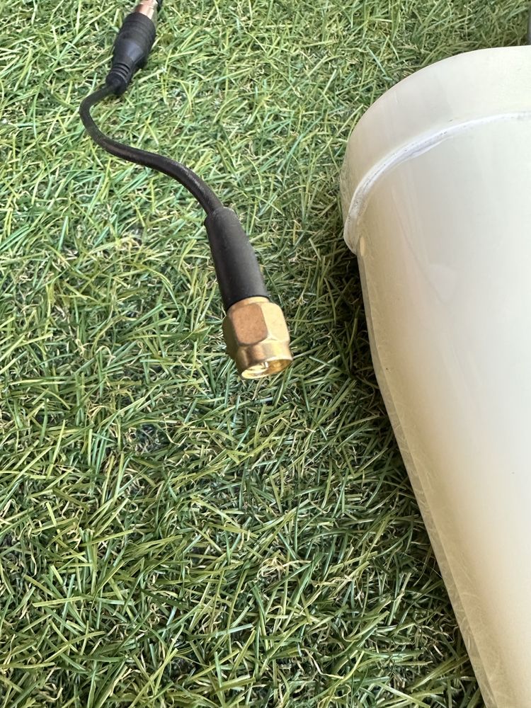 Antena kierunkowa Signaflex DUAL T1 2x20 dBi