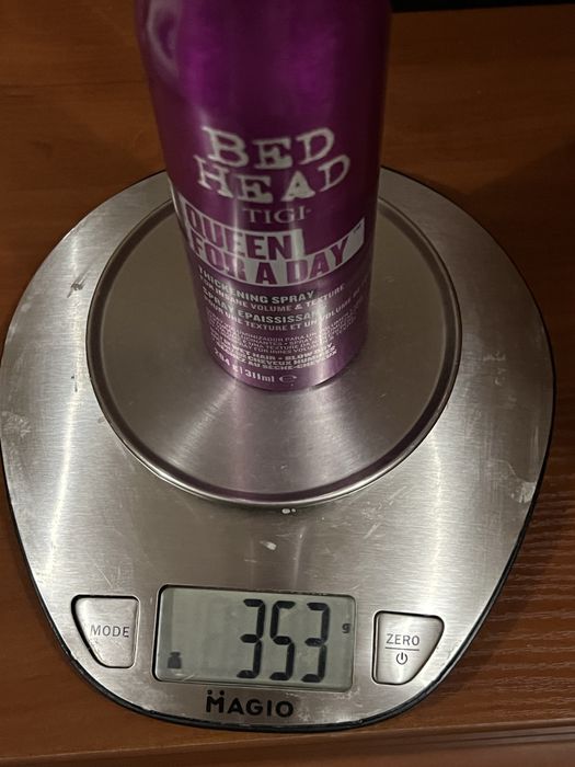 Bed head Queen for a day новий спрей для укладки