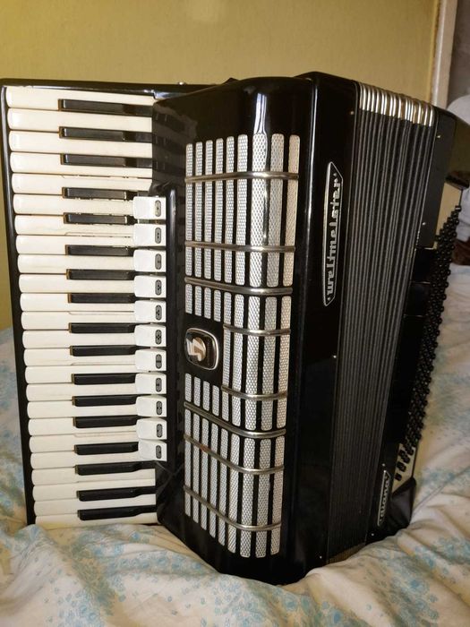 Akordeon Weltmeister 120 Basow