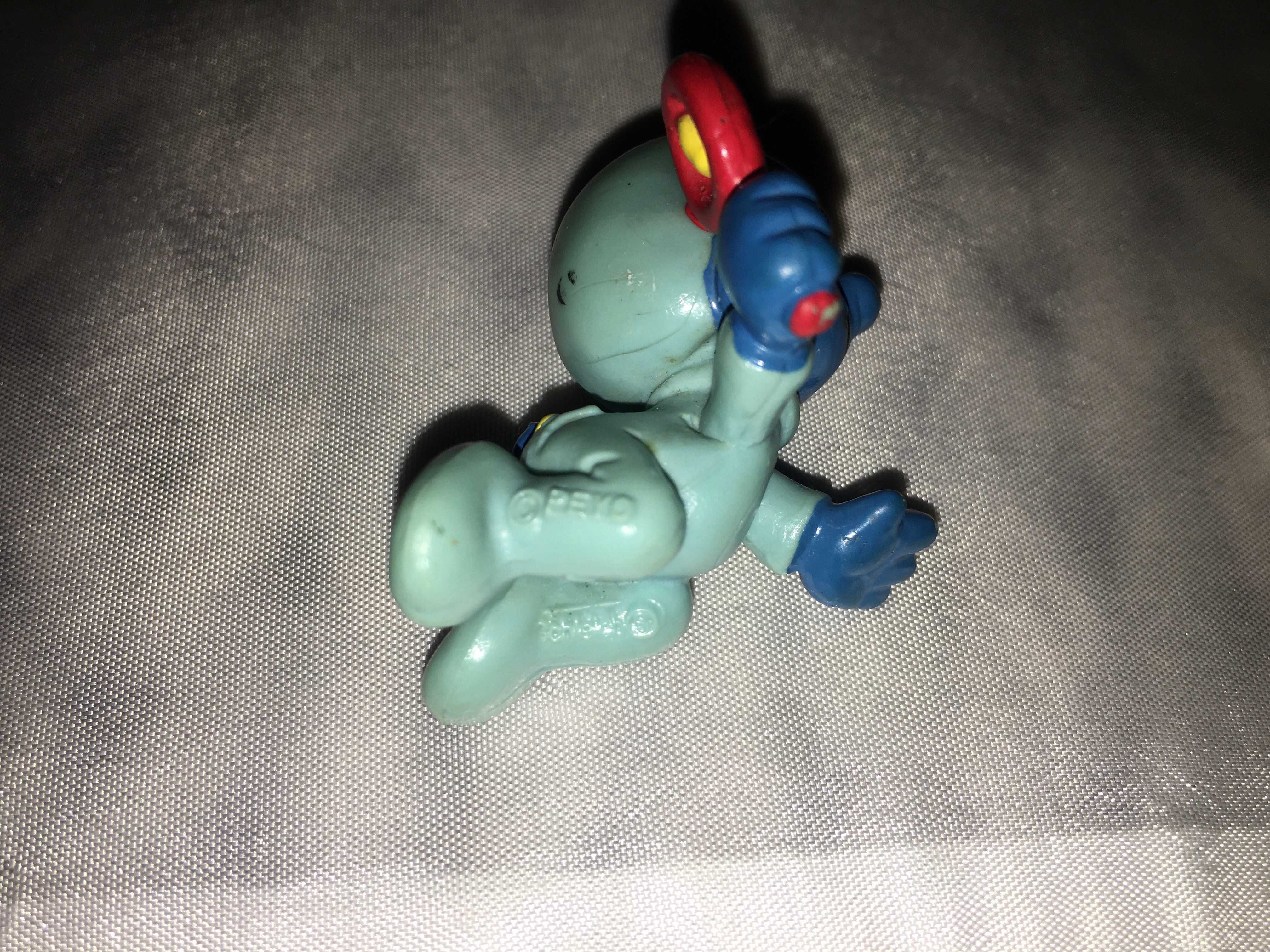 Figurka Schleich Peyo Smerfy Smerfuś z grzechotką błękitny, niebieski