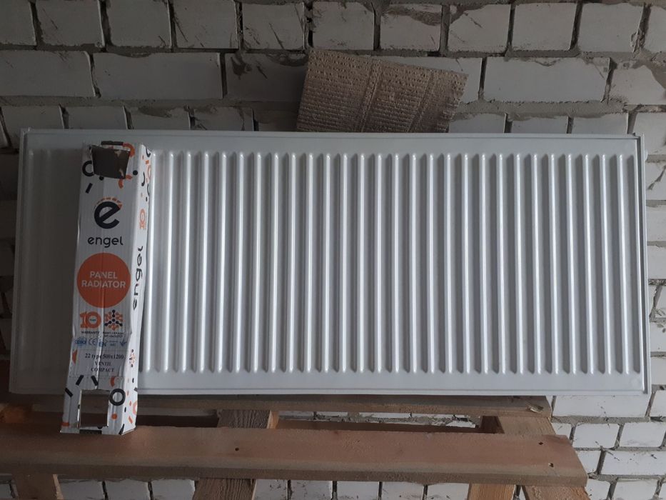 Продам батарею  Engel