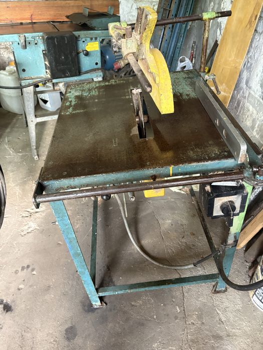 Piła tarczowa z regulacją