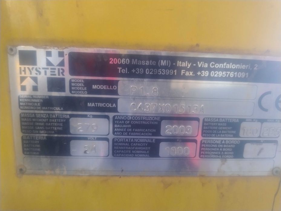 paleciak elektryczny z ładowarką