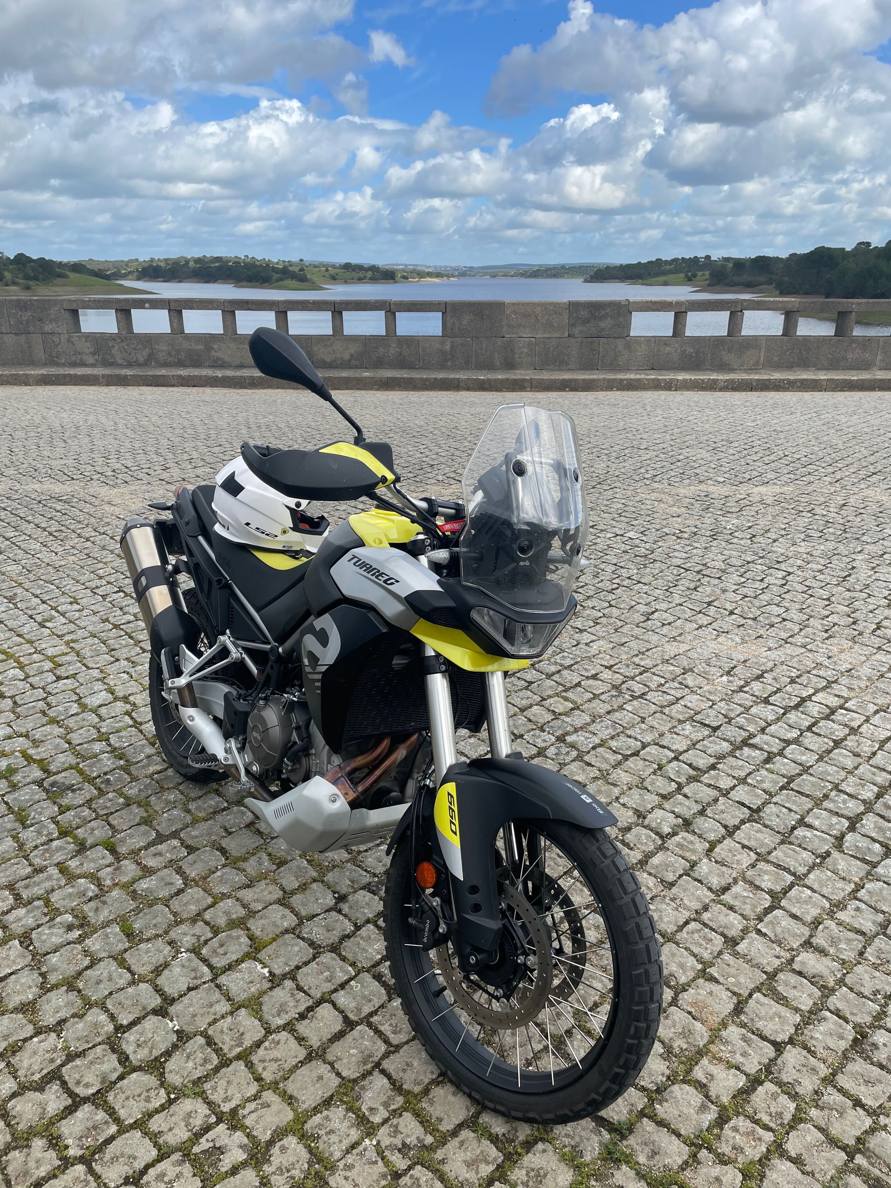 Aprilia Tuareg 660