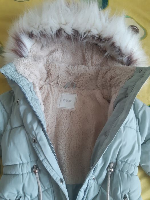 Зимова курточка Next на дівчинку.