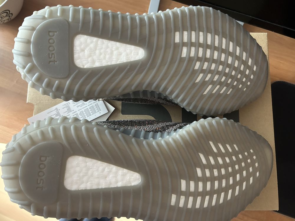 Yeezy boost 350 V2 beluga reflective