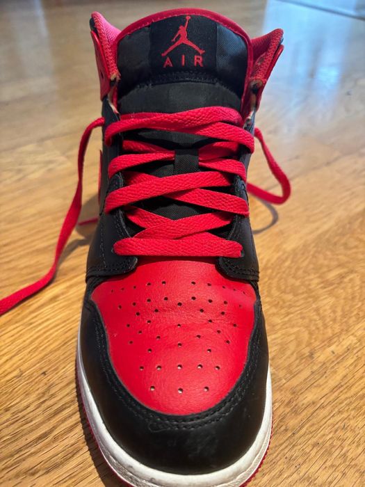 air jordan 1 mid vermelho e preto