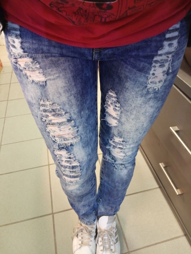 Spodnie jeans przecierane rurki skinny L