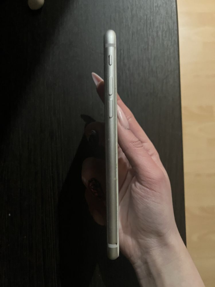 Iphone 8 б/у, акб 100%