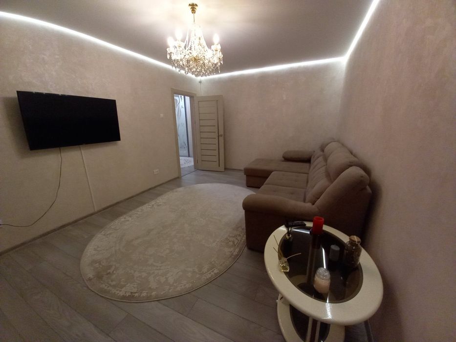 Затишна 3-кімнатна квартира з якісним ремонтом вул. Сержа Лифаря 8-А