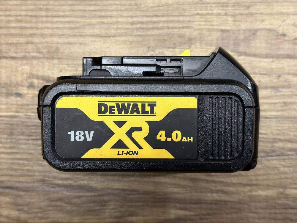 Bateria akumulator Dewalt 18V 4AH - 2020