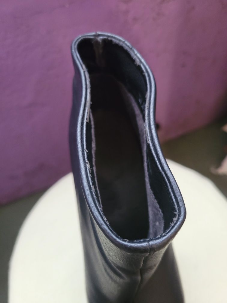 Продам женскую обувь
