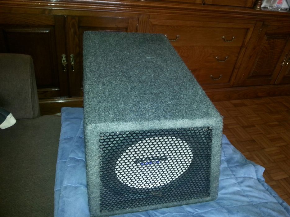 Subwoofer ALPINE Bass VTR caixa HERTZ