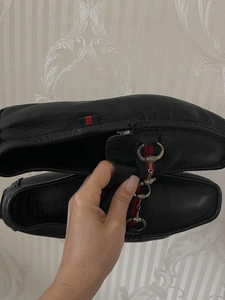 Gucci мокасини лофери шкіра кожа 43