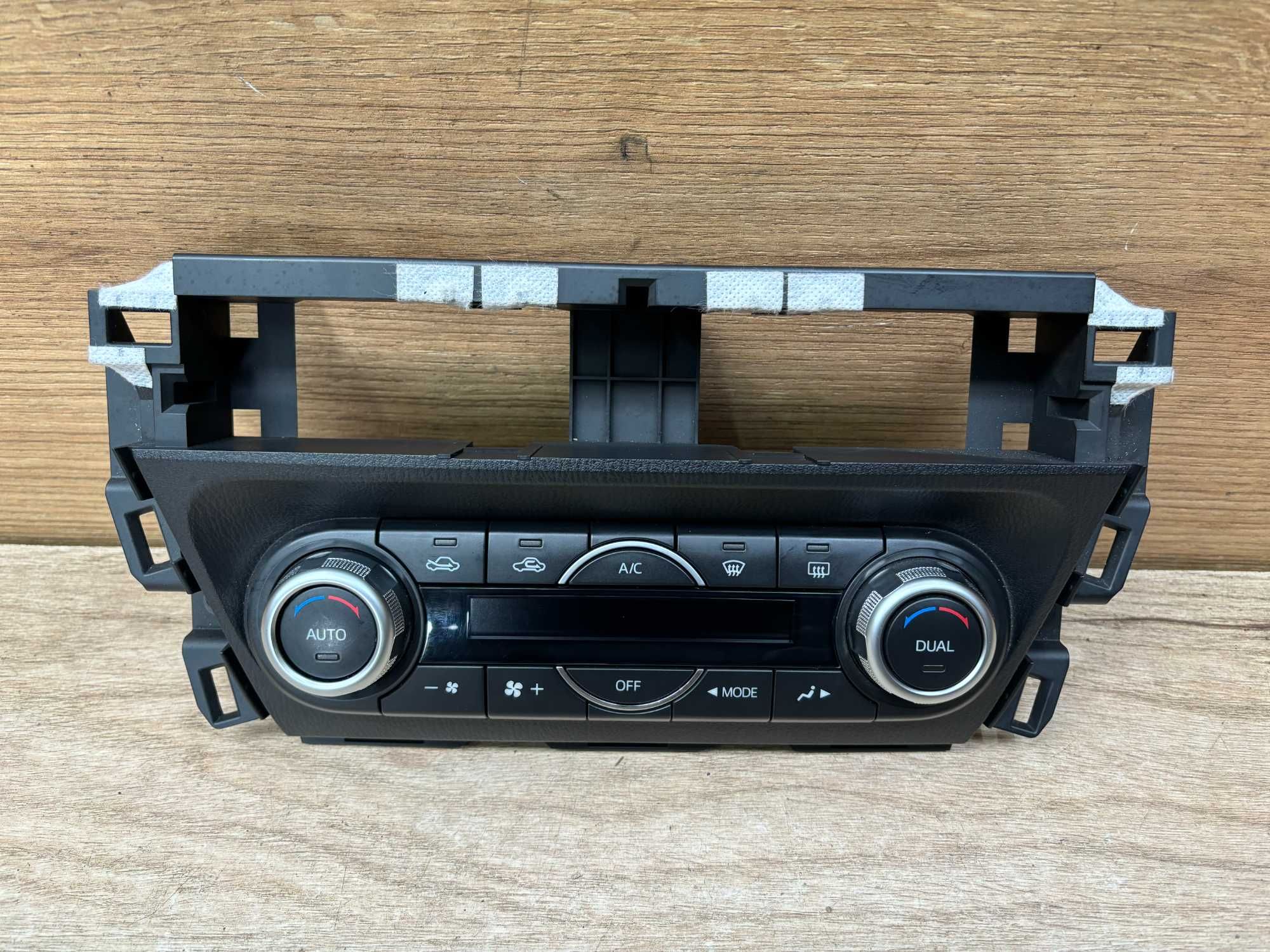 Panel klimatyzacji Mazda 3 Visteon 13-16r