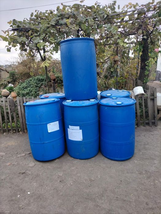 Продам бочки на 200л пластикові під бензин чи дизель