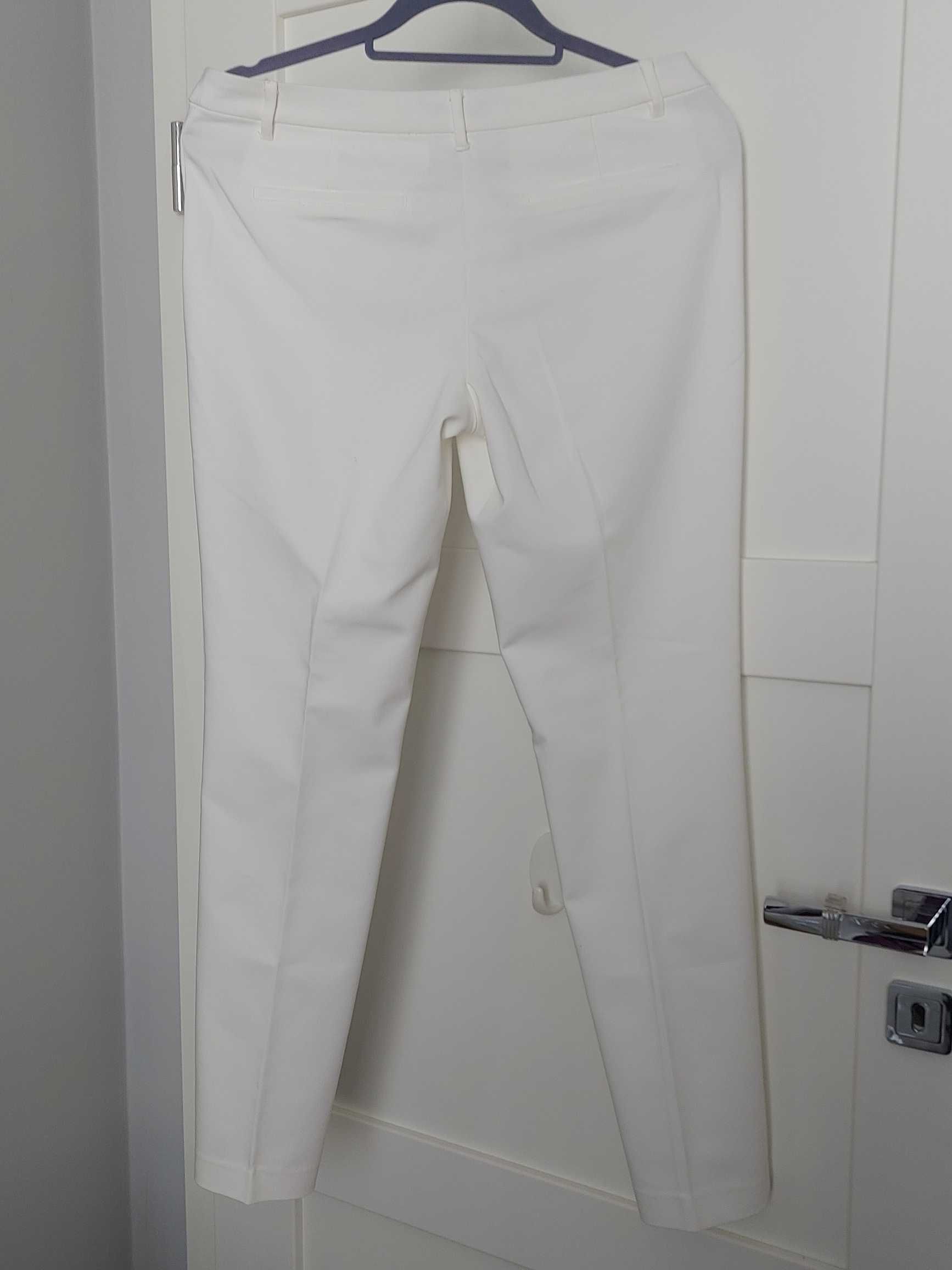Białe spodnie Mohito nowe