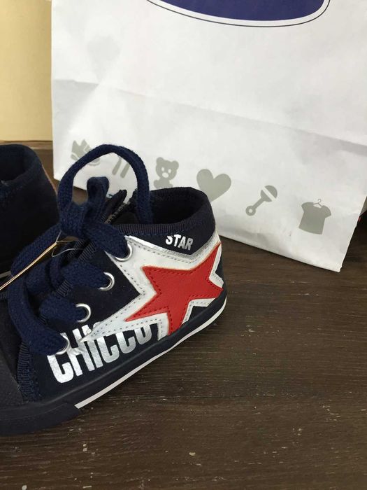 SALDOS -- Sapatos menino CHICCO -- Tamanho 21 -- Botim Azul escuro