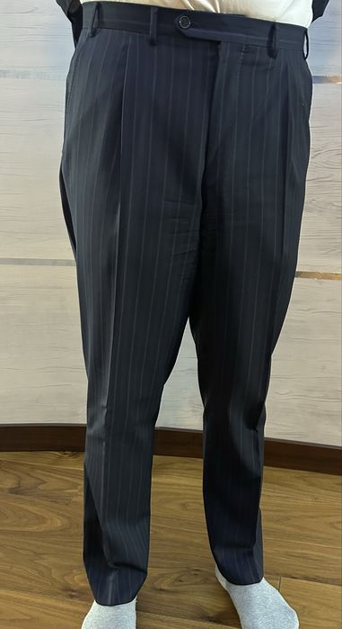 Чоловічій костюм Canali