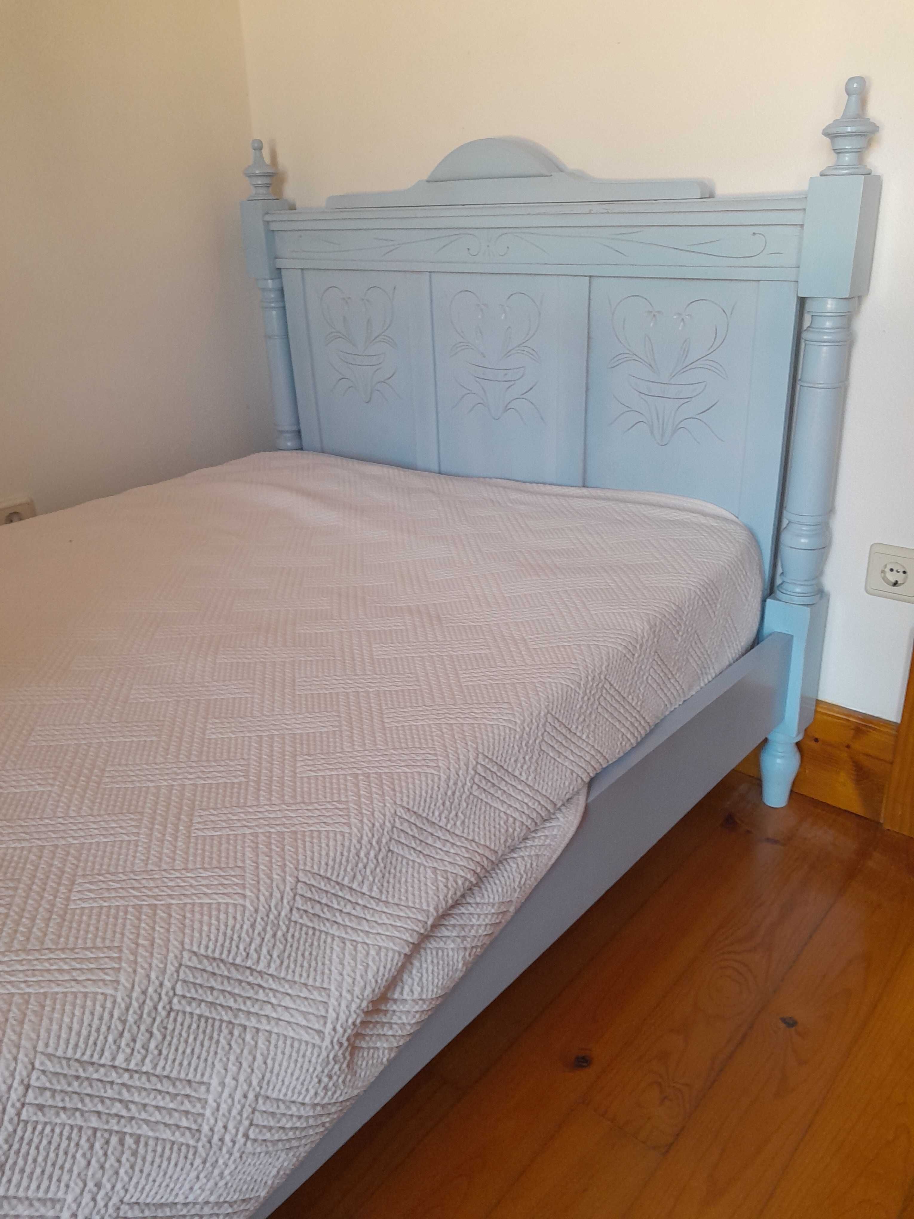 MÓVEIS Cama E Guarda Roupa