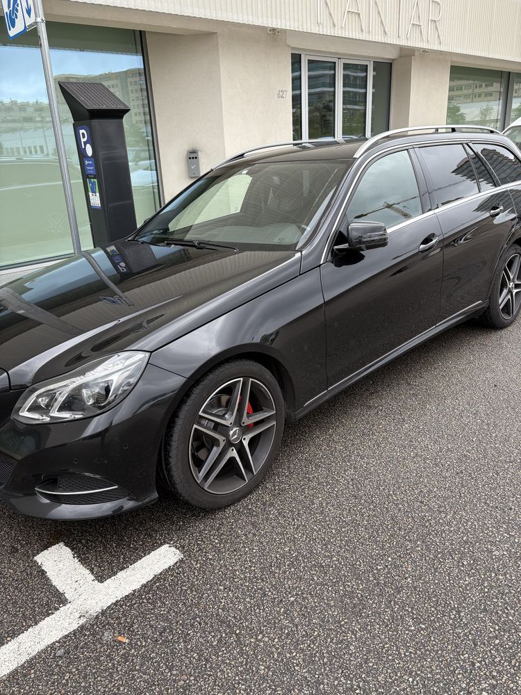 Mercedes bens.