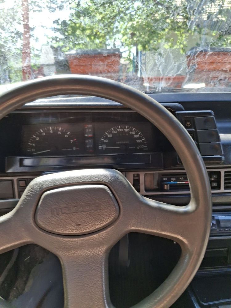 Продам мазду 626