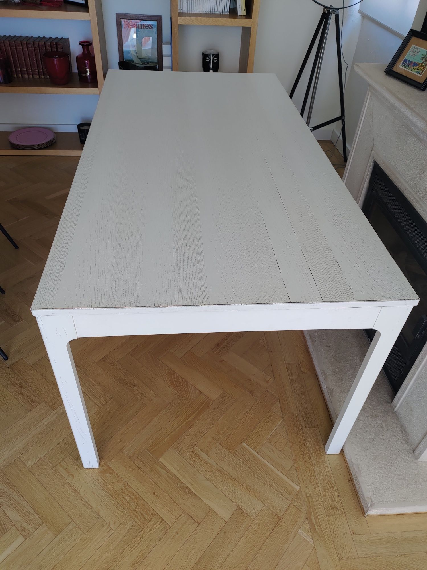 Mesa e 8 cadeiras