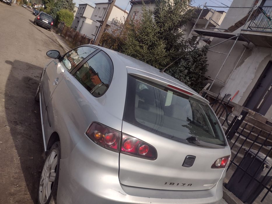 Seat Ibiza 2007 rok 1.4 W całości na części.Kod silnika BMS .