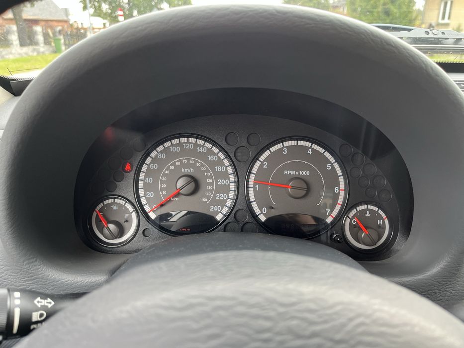 Jeep Cherokee KJ 2.4 ben 05r 140tys km