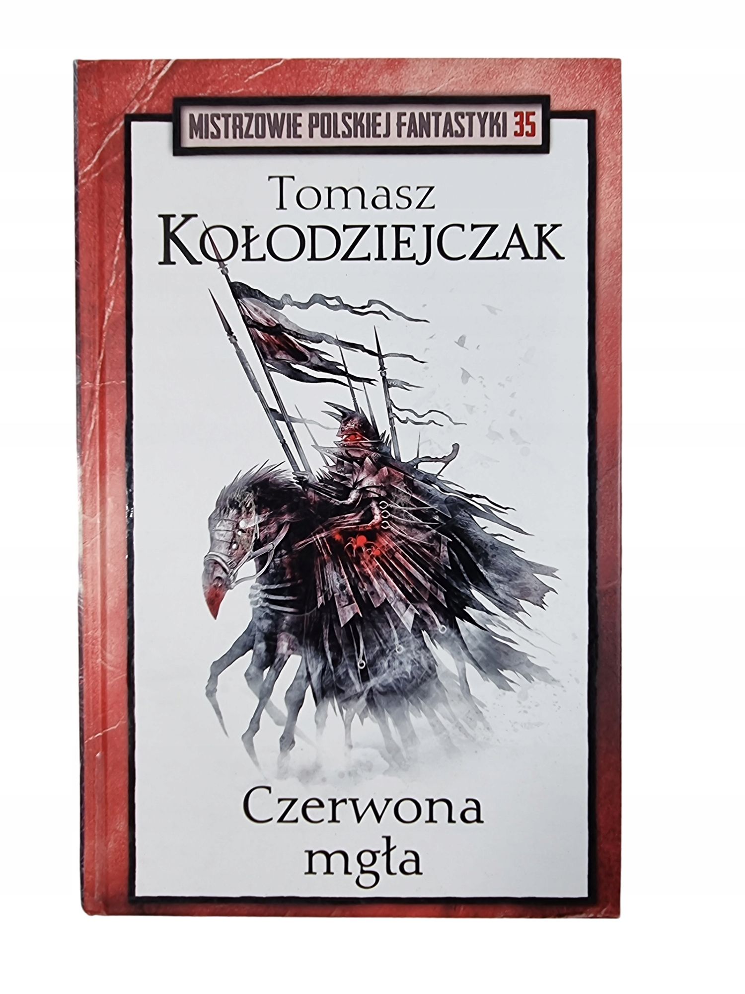 Czerwona Mgła / Kołodziejczak / Mistrzowie Polskiej Fantastyki Tom 35