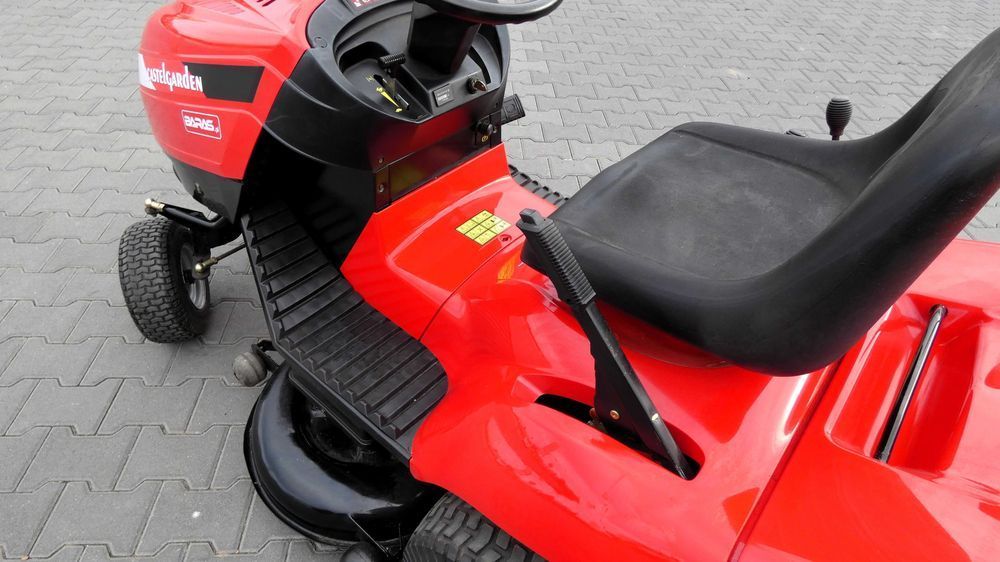 Traktorek kosiarka Castelgarden Briggs&Stratton (070401.5) - Baras