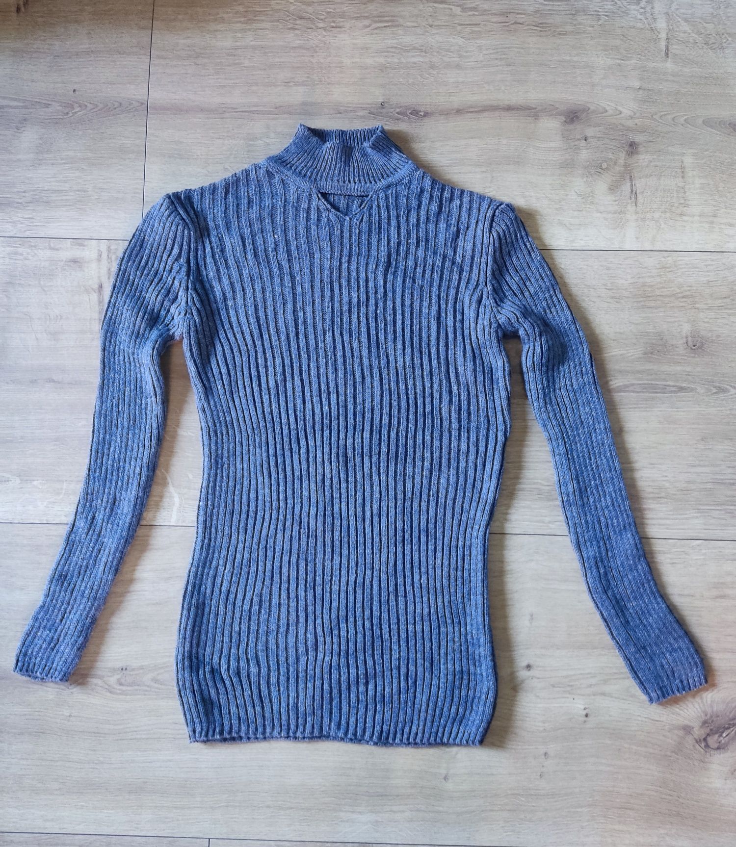 Sweter damski dzianinowy golf półgolf z wycięciem pod szyją