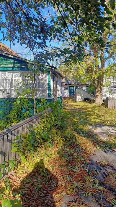 Продаж теплого та затишного будинку в центрі с. Приворіття