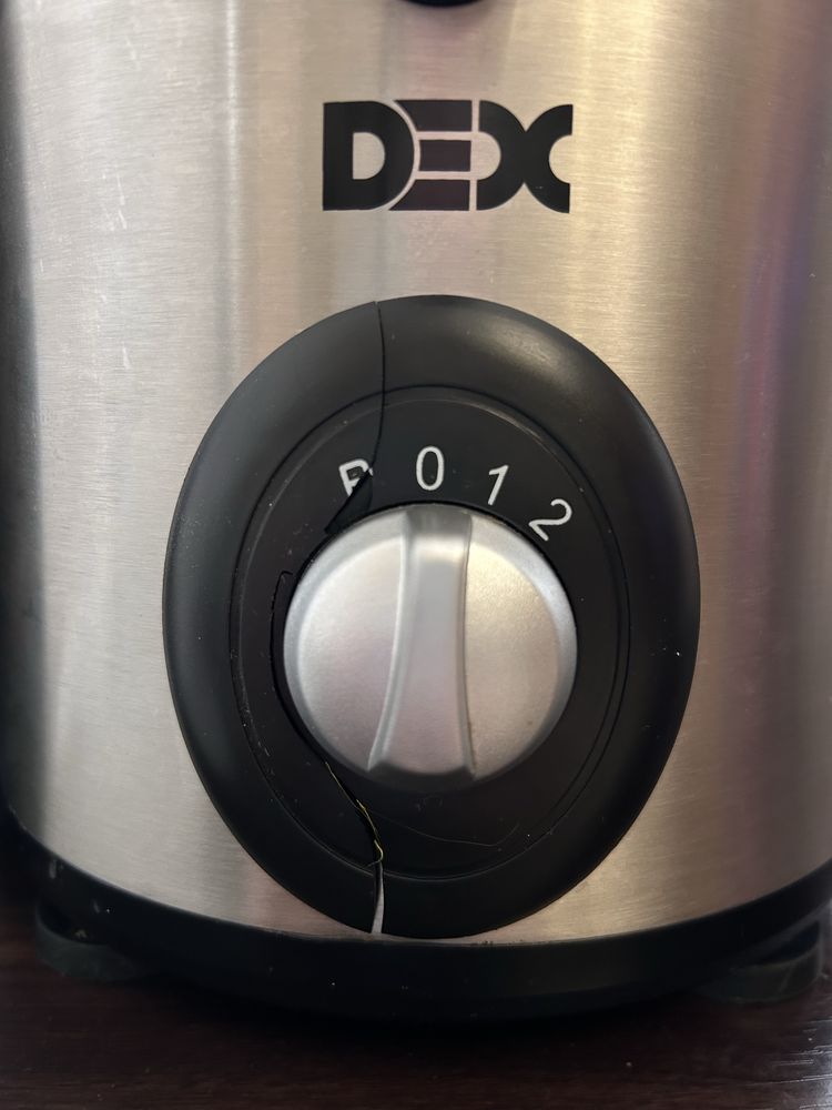 Соковижималка Dex DJU80SA-1