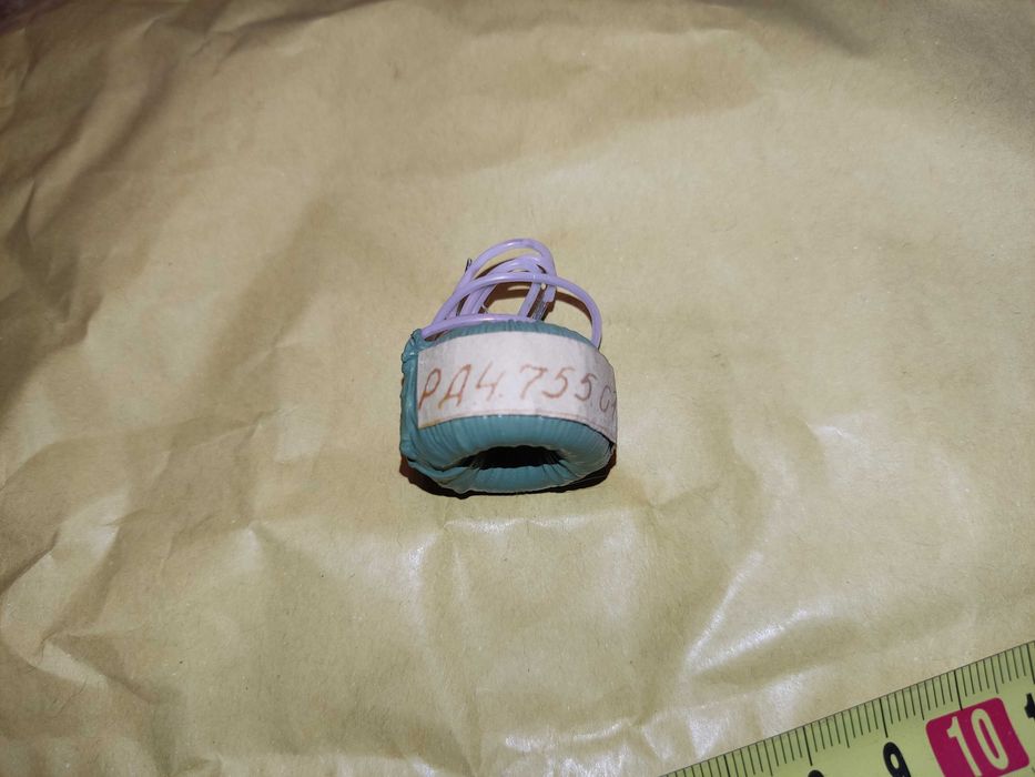 Дросель на феритовом сердечнике