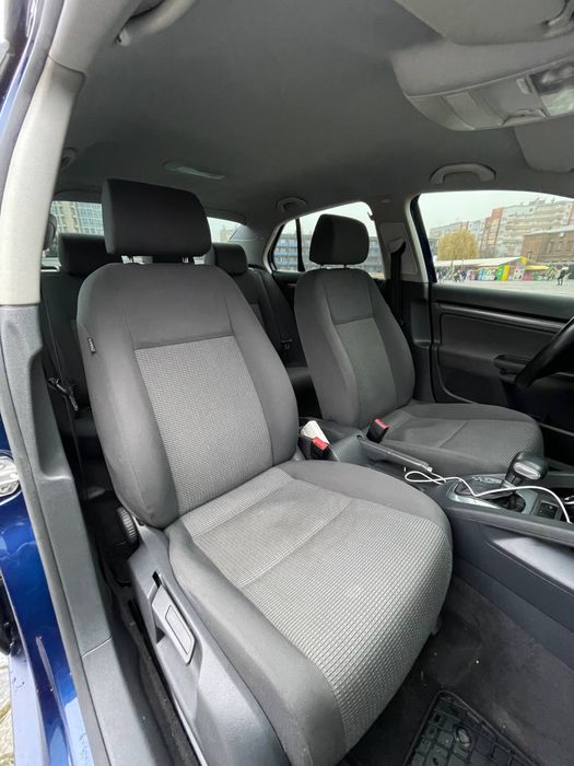 Volkswagen Jetta 1.6mpi газ/бензин автомат