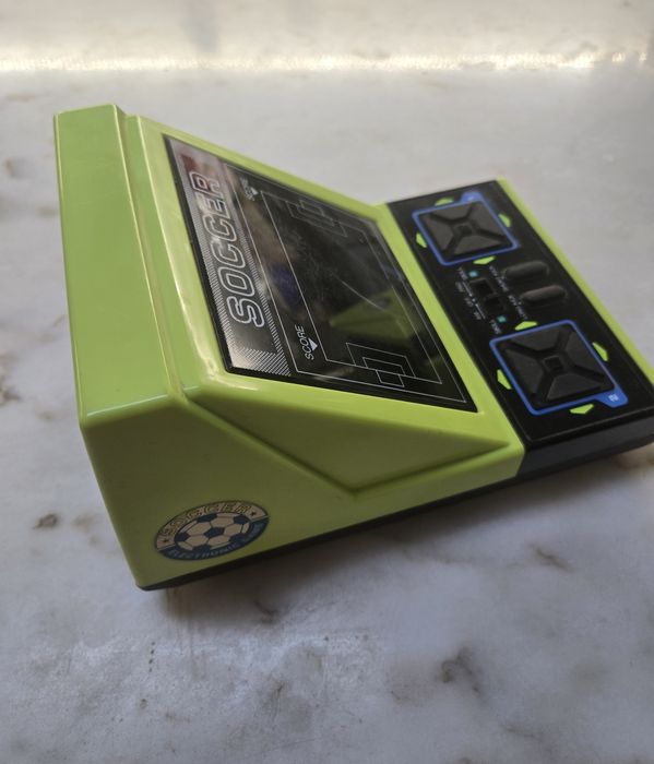 Consola retro de fotbal
