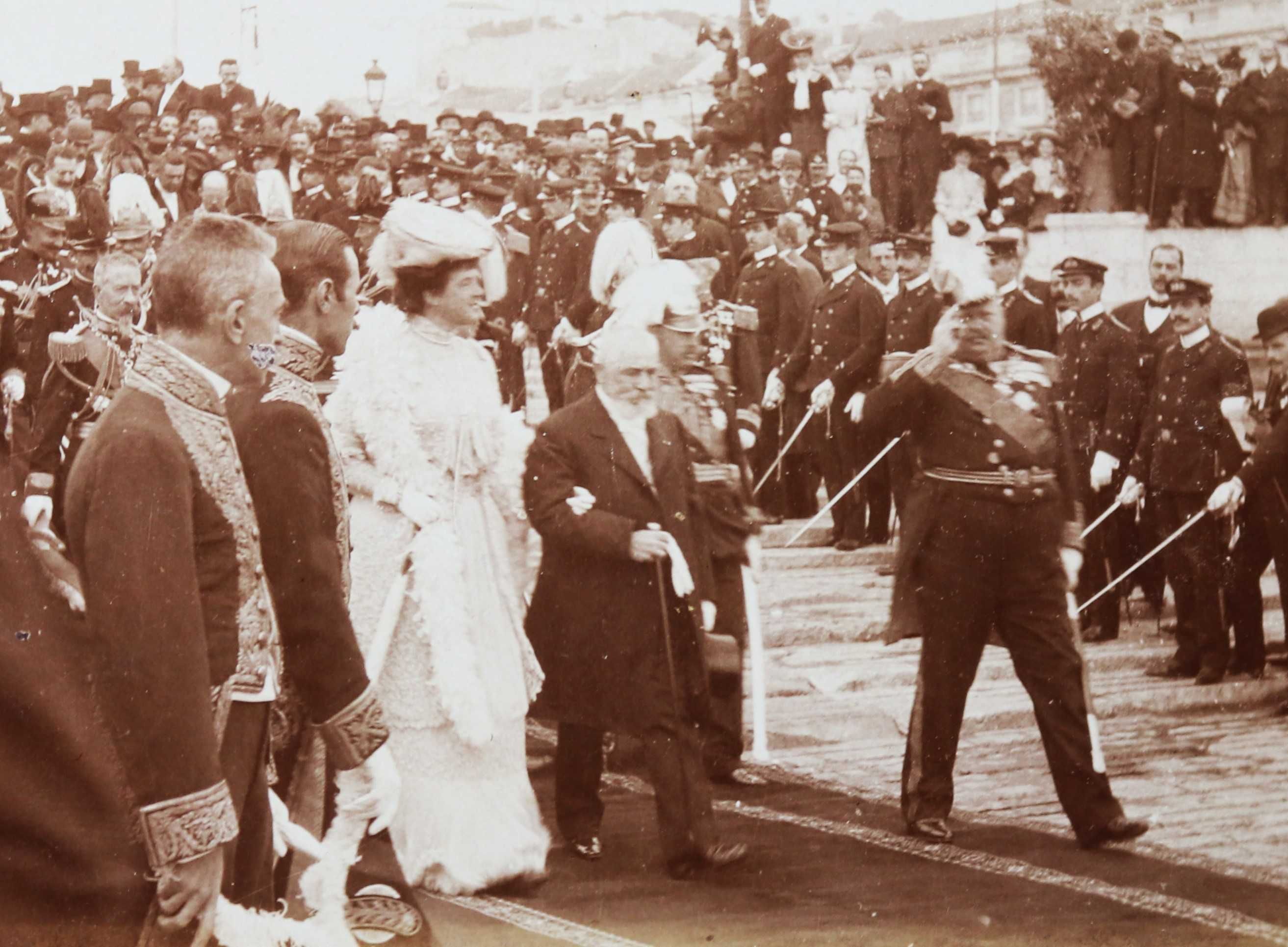Rainha D Amélia Presidente Loubet e Rei D Carlos Cais Colunas 1905