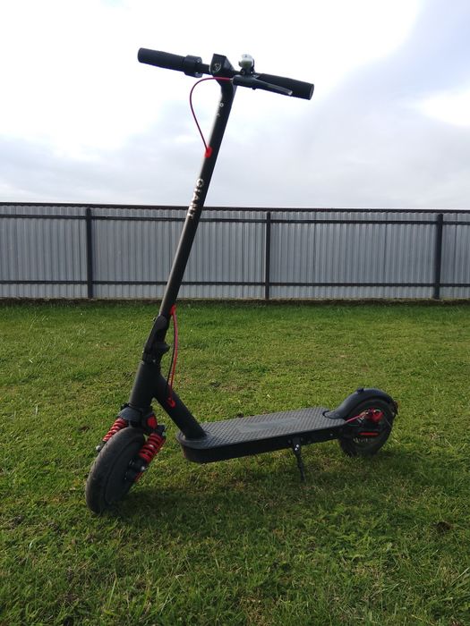 Продам електросамокат GIANT U9 Ultra 13Ah 500W (2025) з