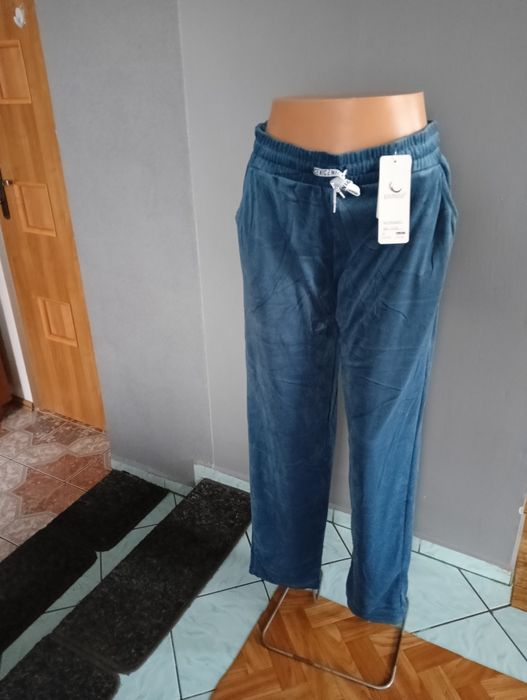 Spodnie welurowe bez sciagaczy