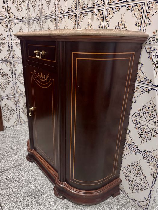 Móvel Hall em madeira maciça