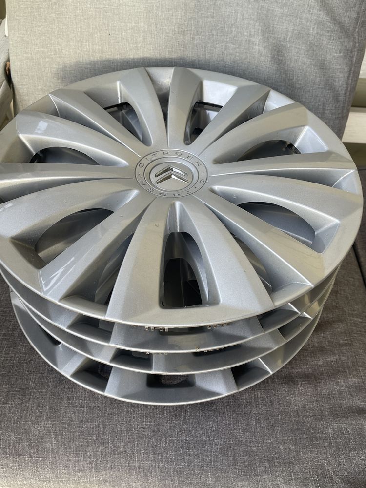 Kolpaki Renault 16'’