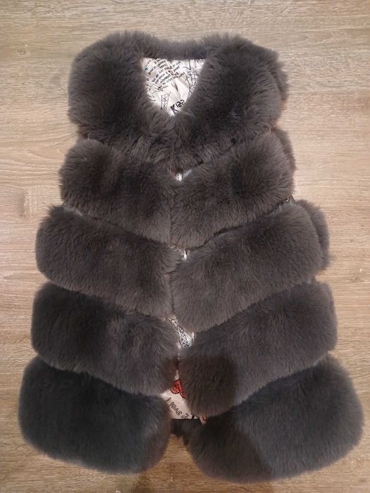Продам меховушку, жилетку